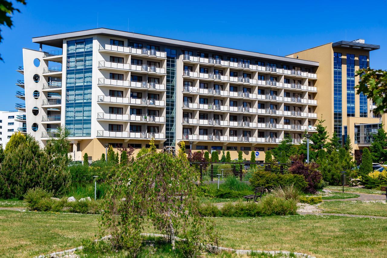 Apartamenty Promenada-Arka Kolobrzeg Exterior photo