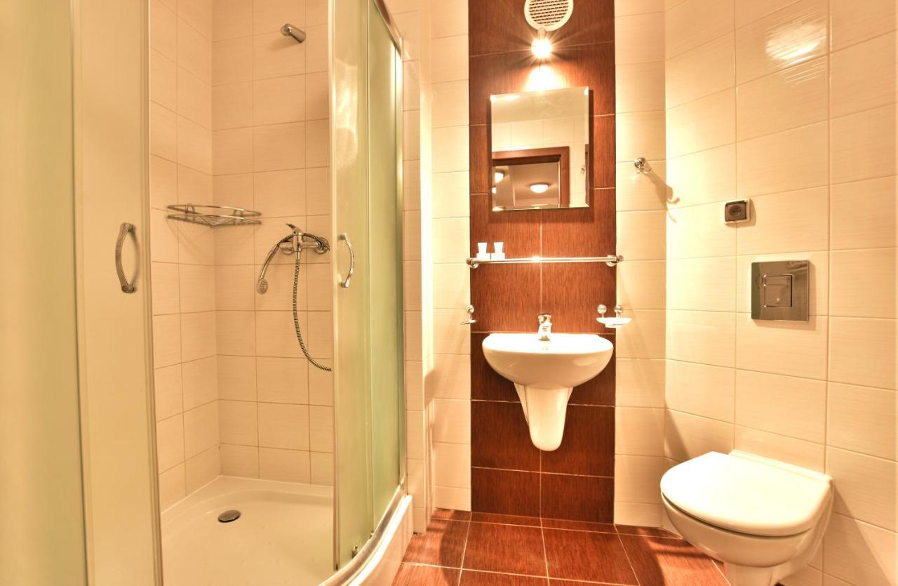 Apartamenty Promenada-Arka Kolobrzeg Exterior photo